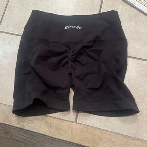 Bo+Tee Black High-Waisted Shorts